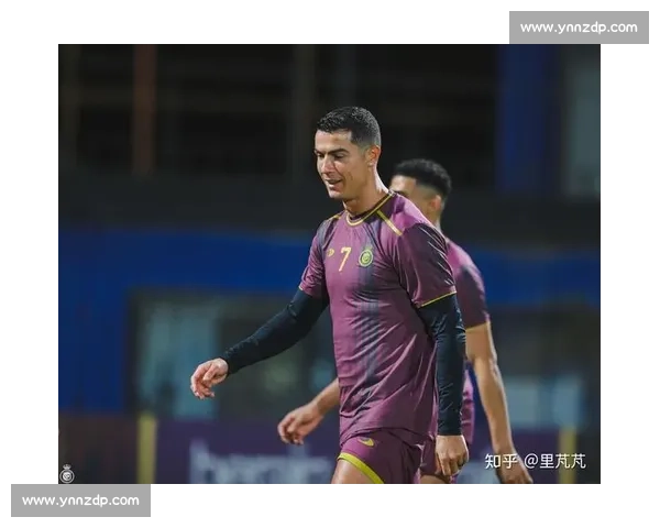 C 罗双响 + 世界波 葡萄牙 5-0 横扫亚美尼亚登顶 F 组 C 罗双响 + 世界波 葡萄牙 5-0 横扫亚美尼亚登顶 F 组