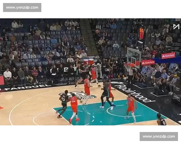 灰熊险胜雷霆展现强大攻防实力 双方激战四节精彩瞬间回顾